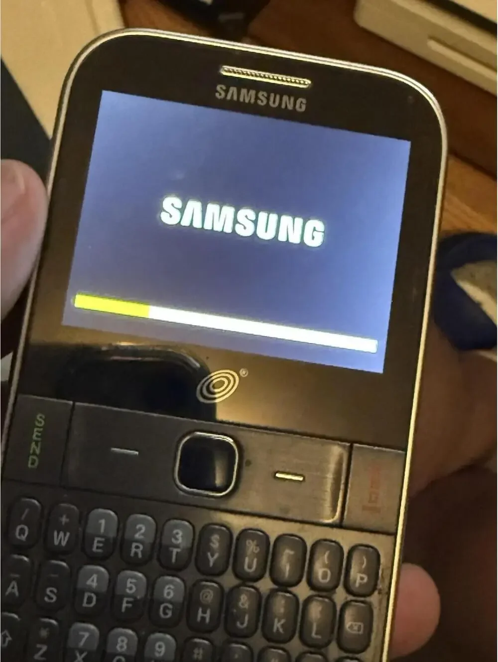 Samsung SGH S390G - Tech Silver (TracFone) Cellular Phone